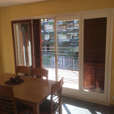 Apartment Apartment Carrer De Rodriguez Pomatta *
