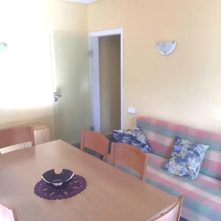 Apartment Carrer De Rodriguez Pomatta Daire